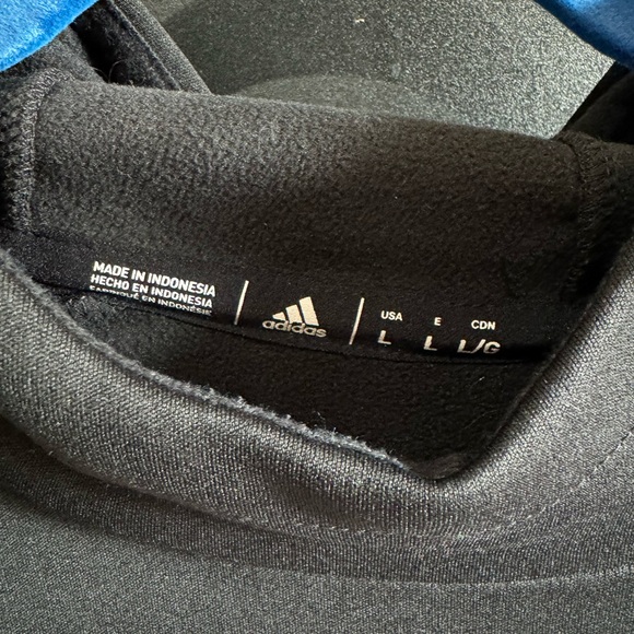 Adidas Men’s NHL Detroit Red Wings Hooded Sweatshirt - Picture 4 of 5